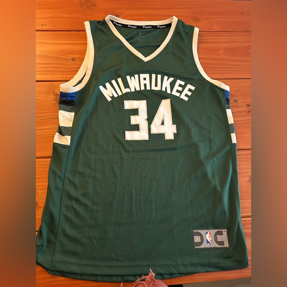 Fanatics Bucks Giannis Antetokounmpo Green Jersey